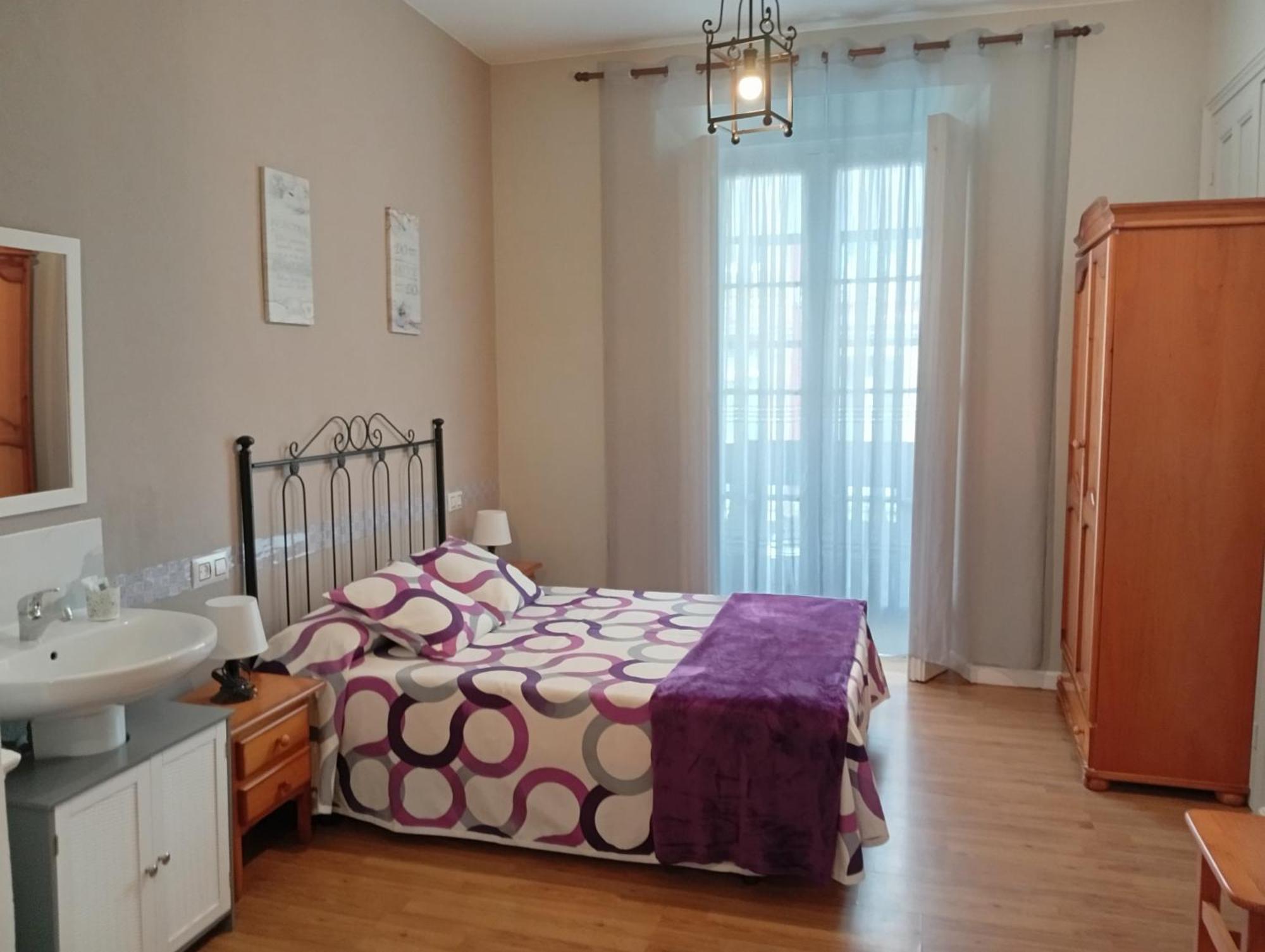 Hospedaje Don Pelayo Gijón Kültér fotó