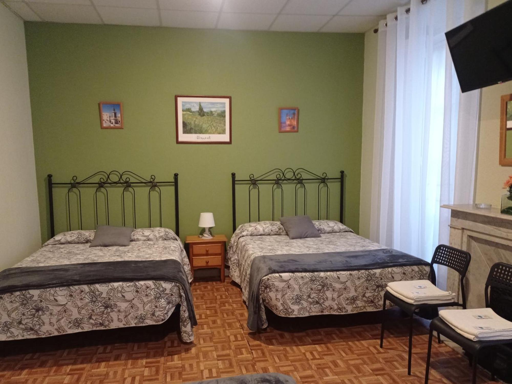 Hospedaje Don Pelayo Gijón Szoba fotó