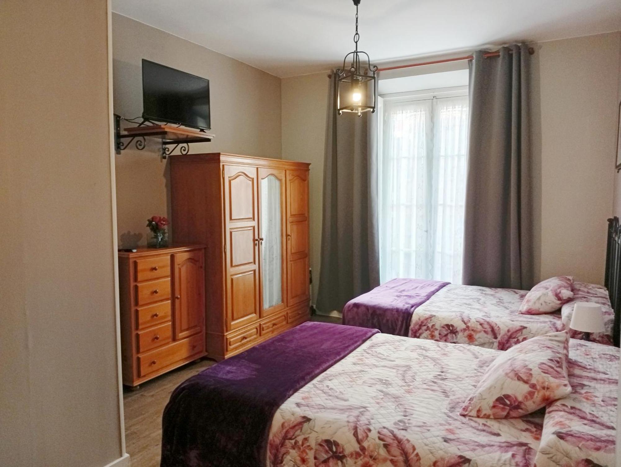 Hospedaje Don Pelayo Gijón Szoba fotó