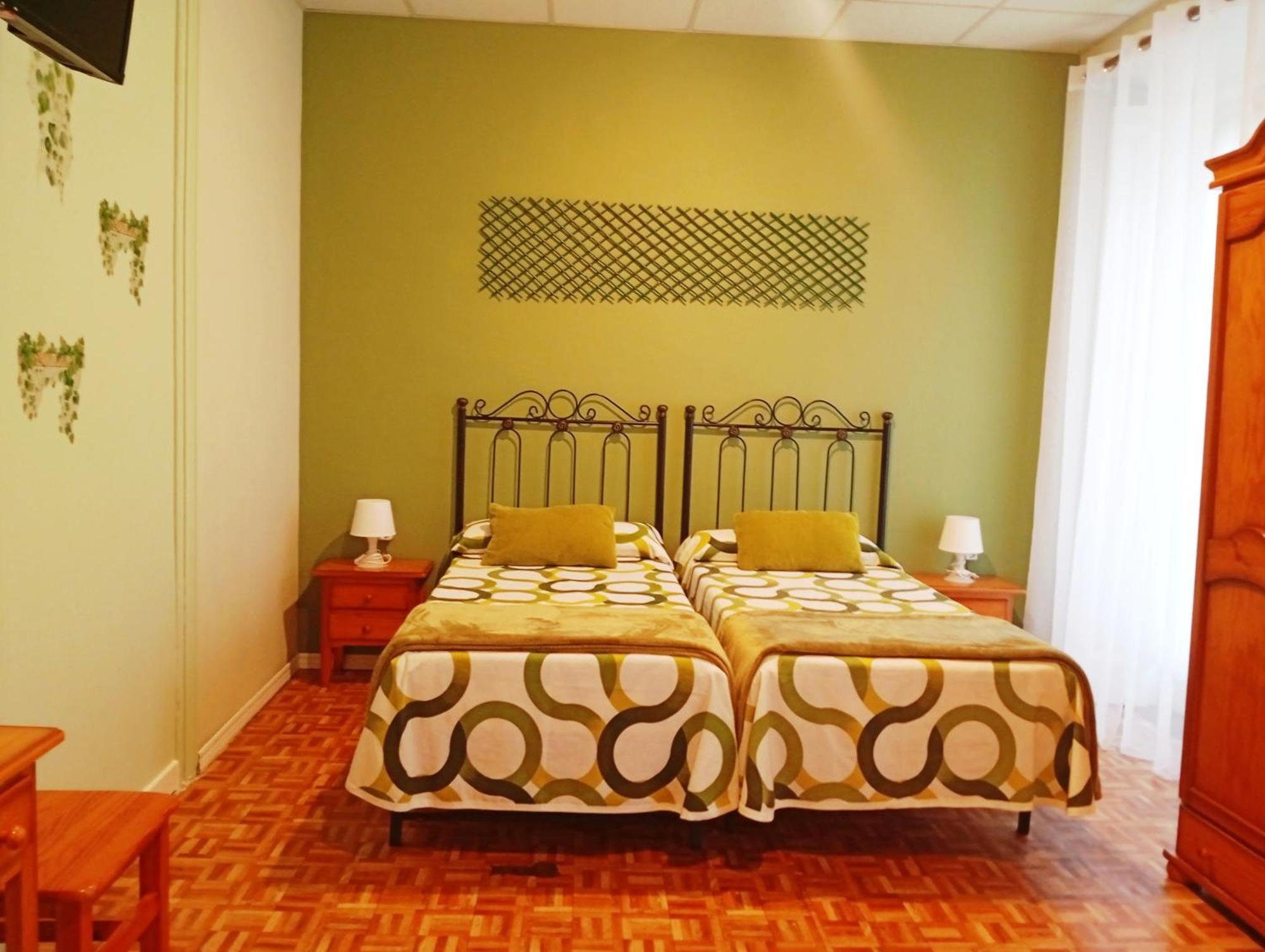 Hospedaje Don Pelayo Gijón Szoba fotó