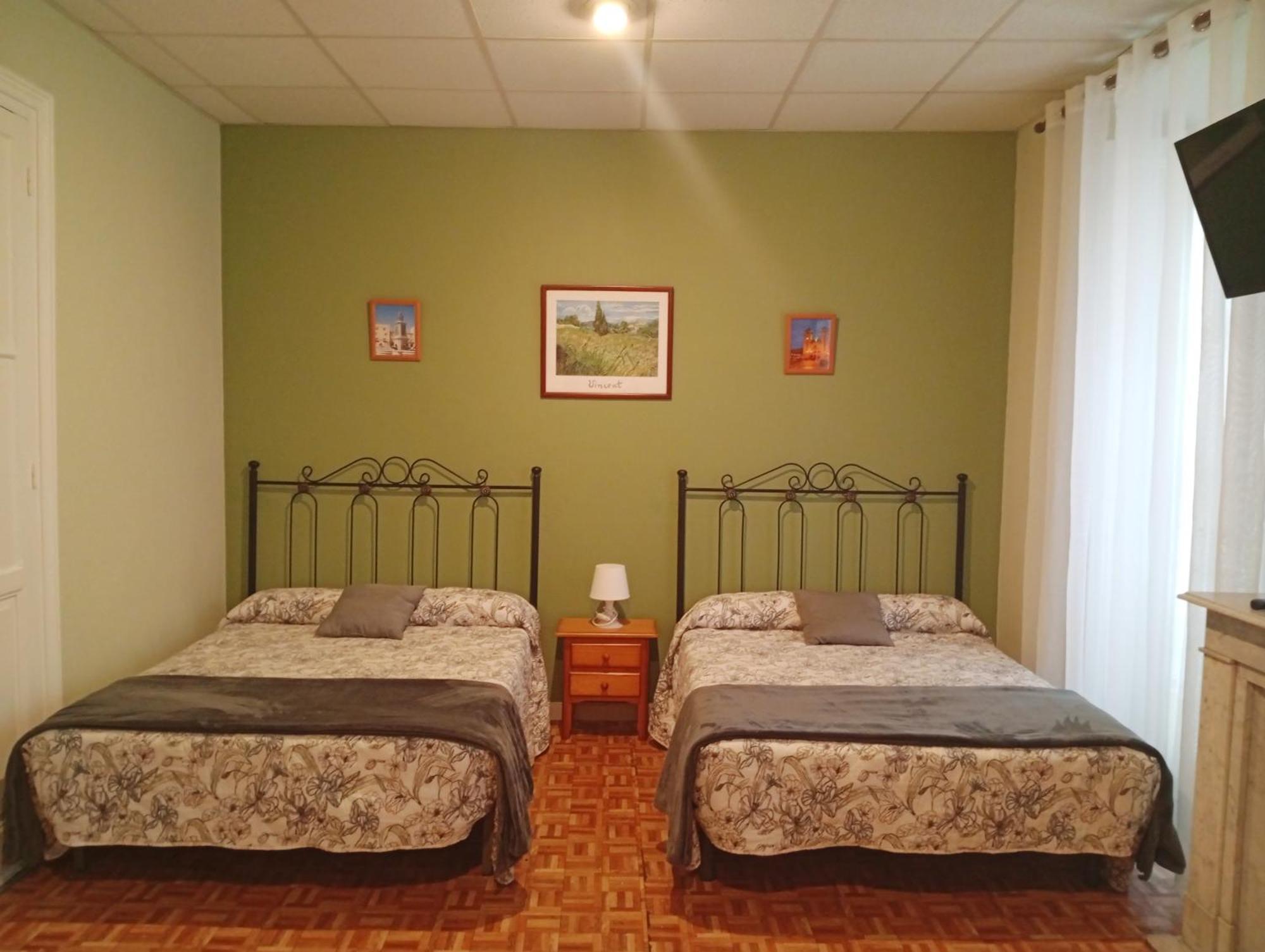 Hospedaje Don Pelayo Gijón Szoba fotó