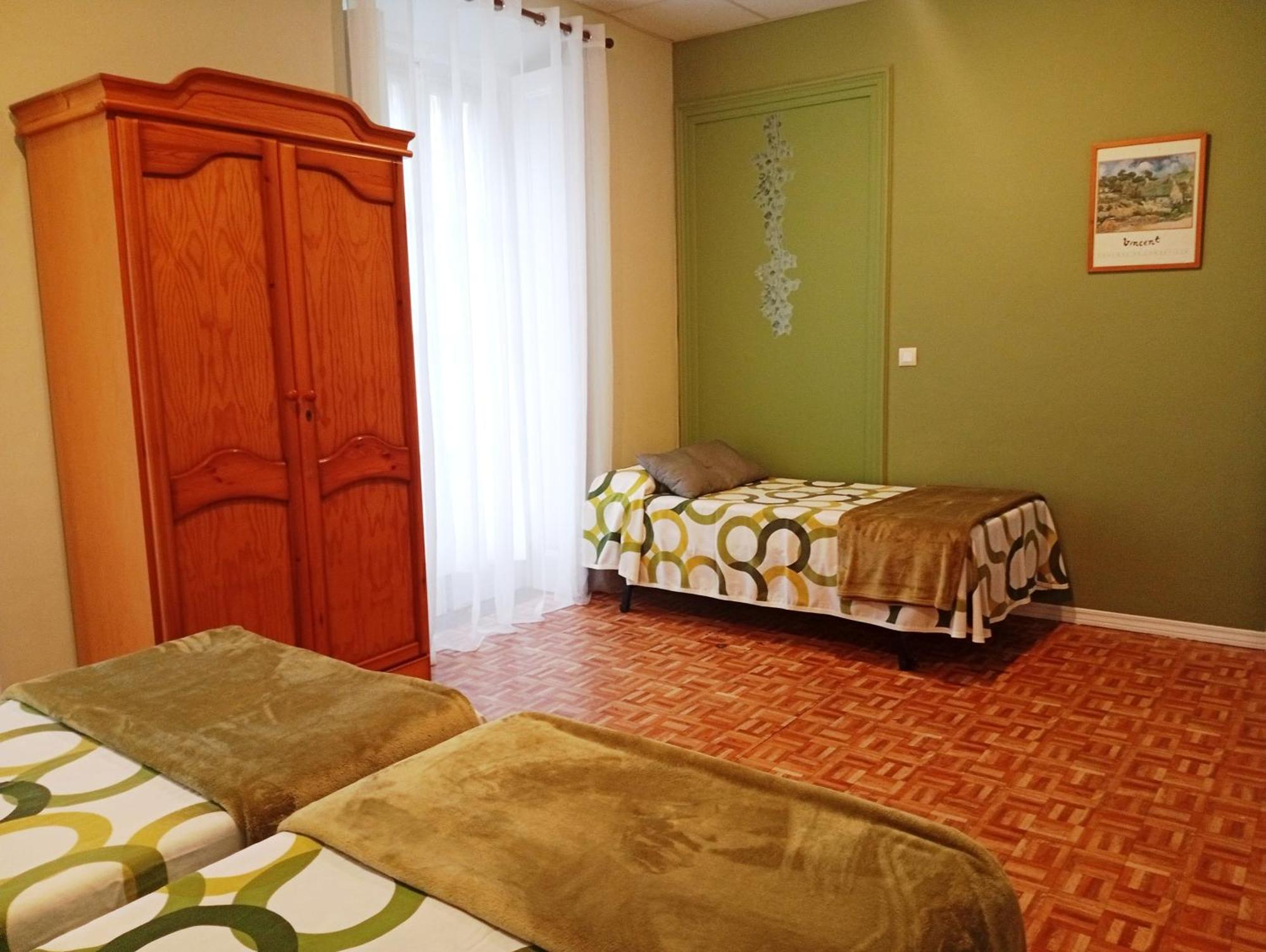 Hospedaje Don Pelayo Gijón Szoba fotó